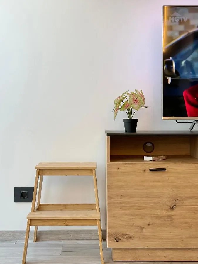 City Modern & Classy Apartment For 4 Guests & Parking Sofia Bulgaria