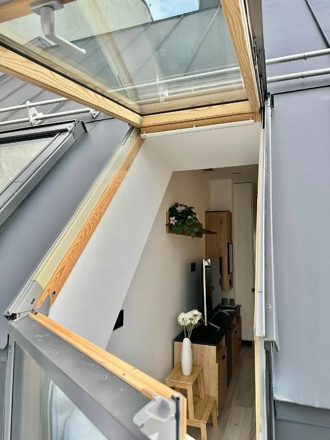 City Modern & Classy Apartment For 4 Guests & Parking Sofia